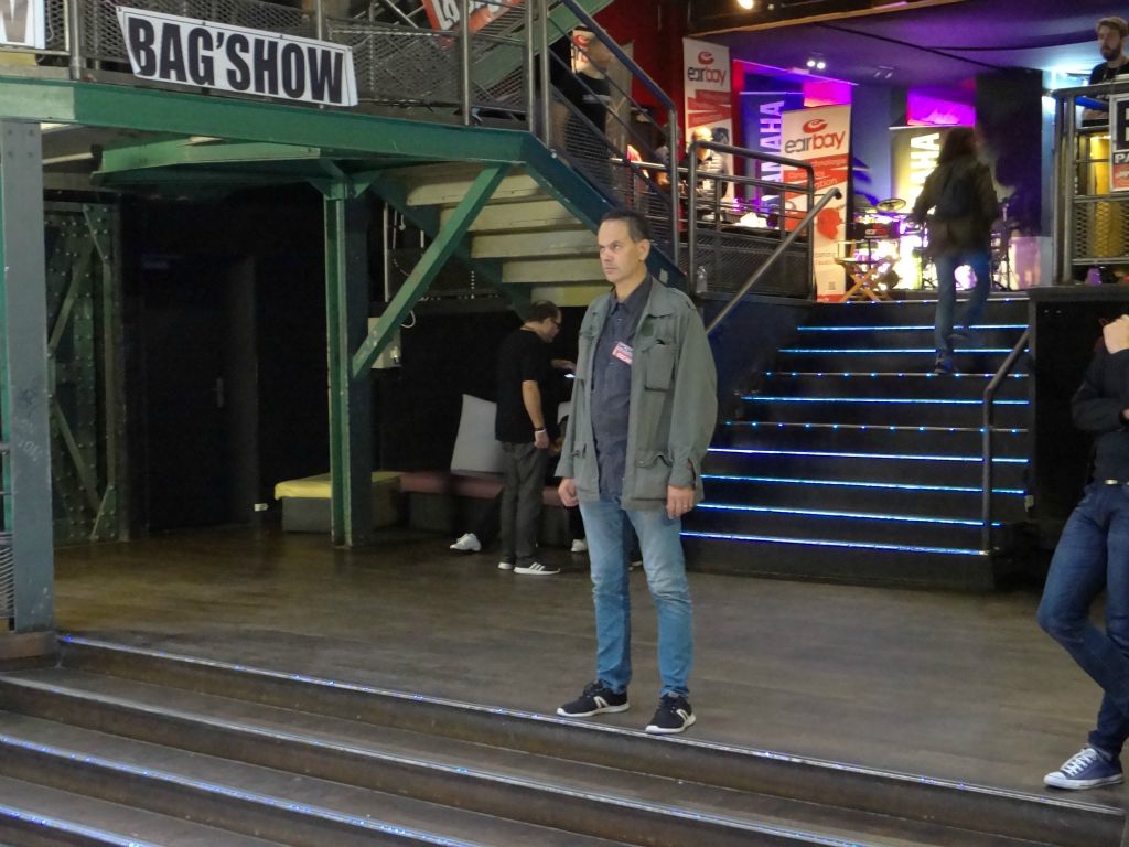 Oscar tu as oublié une baderolle!!